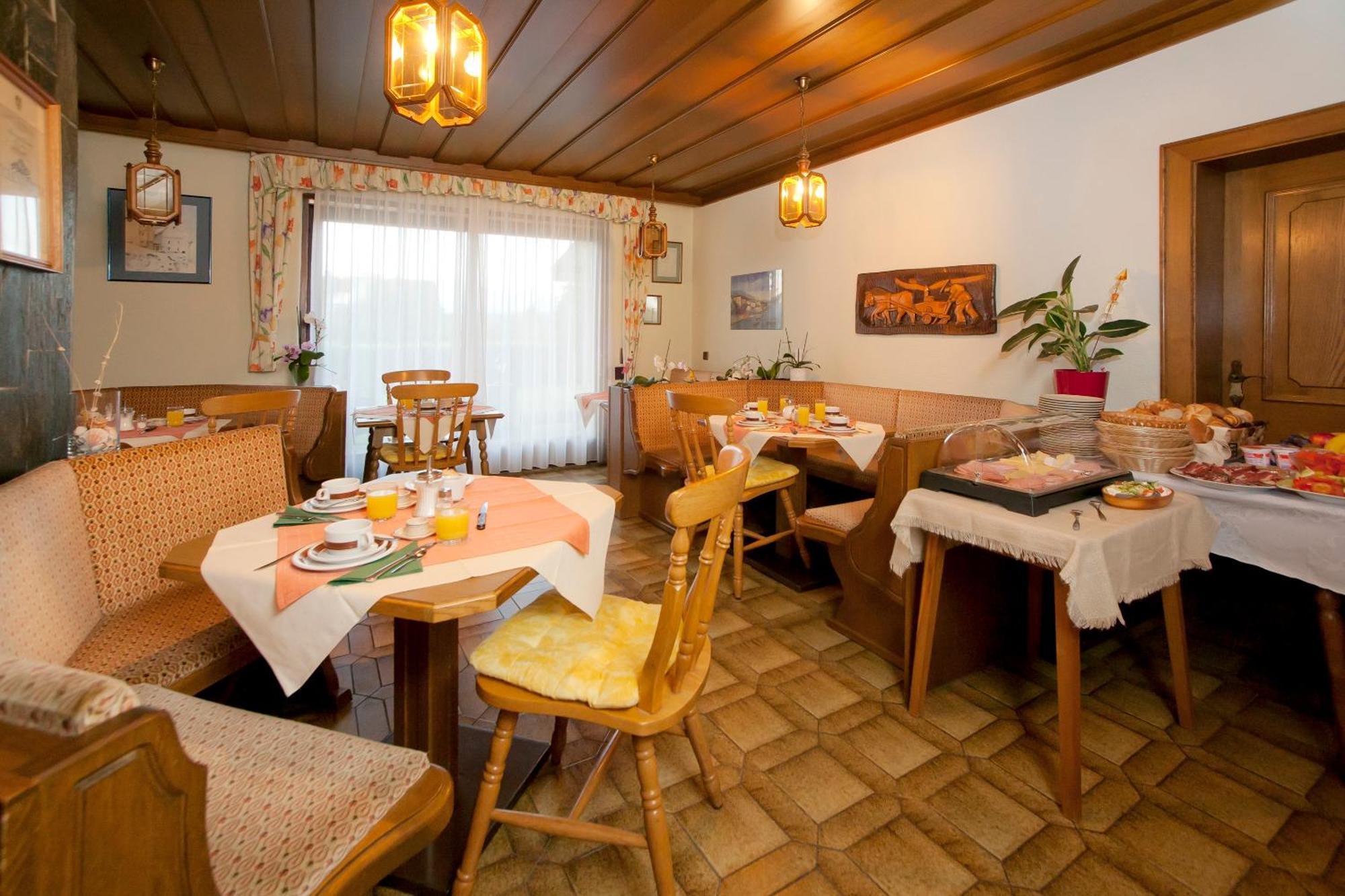 Pension Windinger Schiefling am See Bagian luar foto