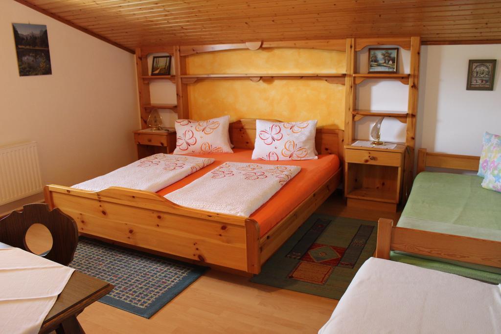 Pension Windinger Schiefling am See Ruang foto