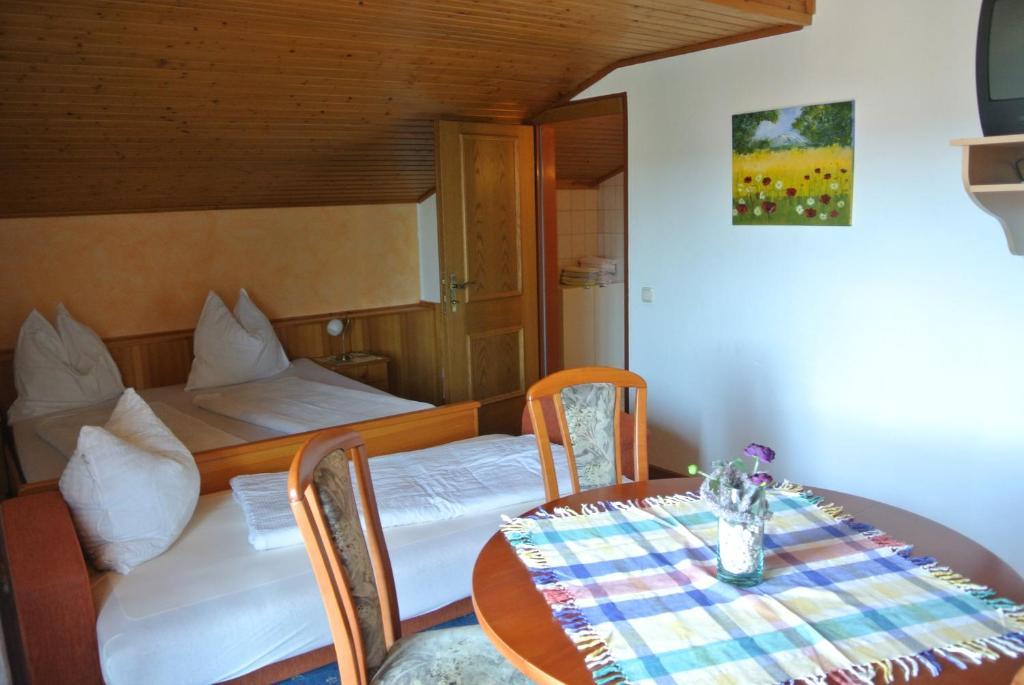 Pension Windinger Schiefling am See Ruang foto